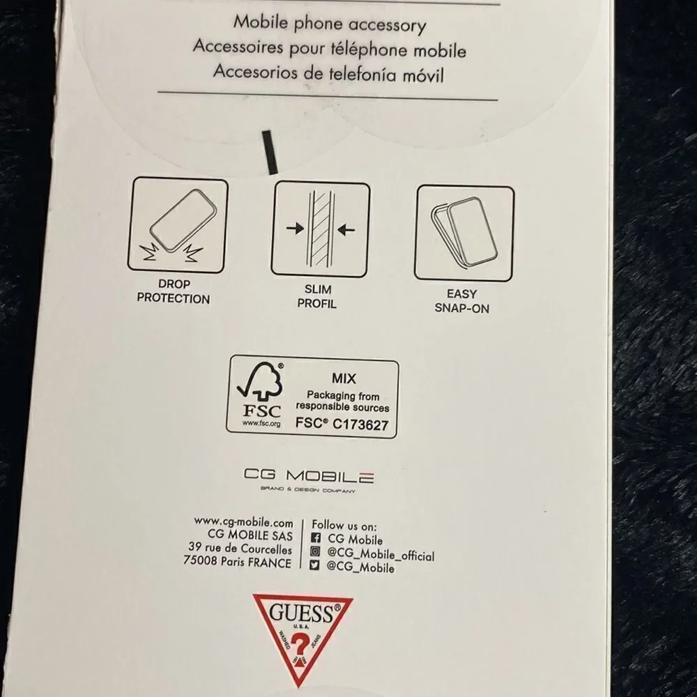 GUESS IPhone 13 Pro Max Case compatible MagSafe System - Picture 6 of 6